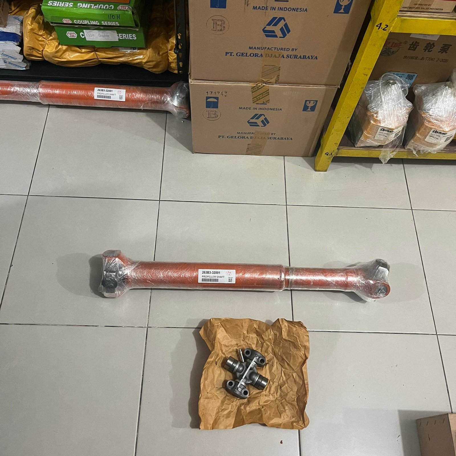 Hitachi ZW120 Pn.263B3-32001 Propeller Shaft